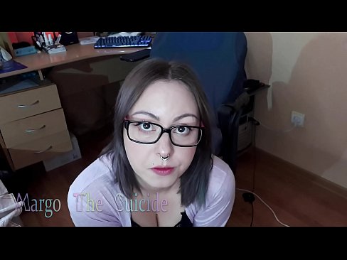 ❤️ Ko'zoynakli seksual qiz kamerada Dildoni chuqur so'radi ❌ Anal pornoda bizda ❌